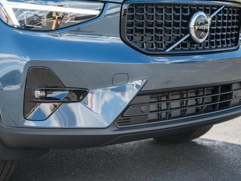 Used 2026 Volvo XC40 B5 Ultra w/ Protection Package Premier AWD/4WD image 12
