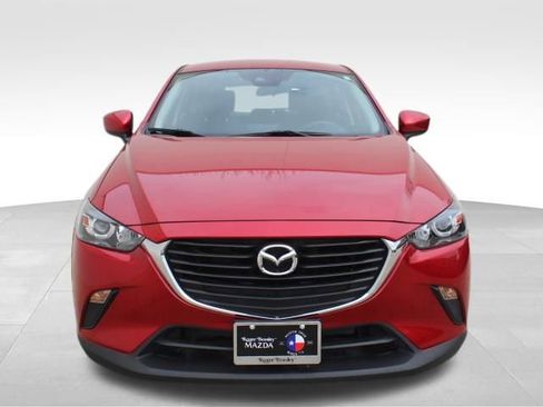 Used 2018 MAZDA CX-3 Sport image 2