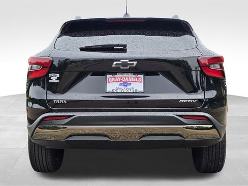 New 2026 Chevrolet Trax ACTIV w/ Driver Confidence Package FWD image 5