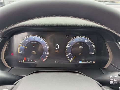 New 2025 Jeep Grand Cherokee L Altitude image 12