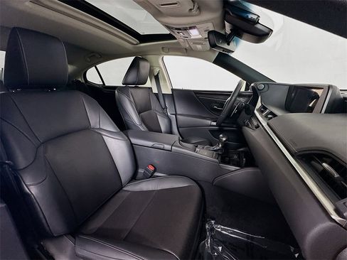 Used 2019 Lexus ES 350 image 30
