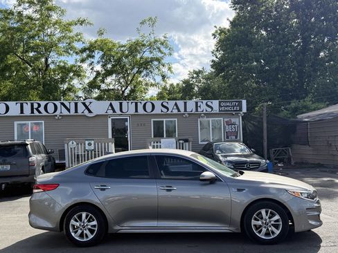 Used 2016 Kia Optima LX w/ LX Convenience Package FWD image 6
