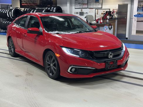 Used 2020 Honda Civic EX image 3