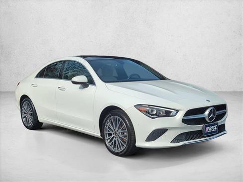 Used 2023 Mercedes-Benz CLA 250 4MATIC w/ Premium Package image 3