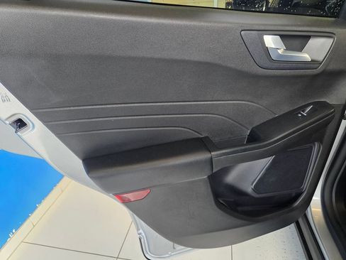 Used 2024 Ford Escape Platinum AWD/4WD image 19