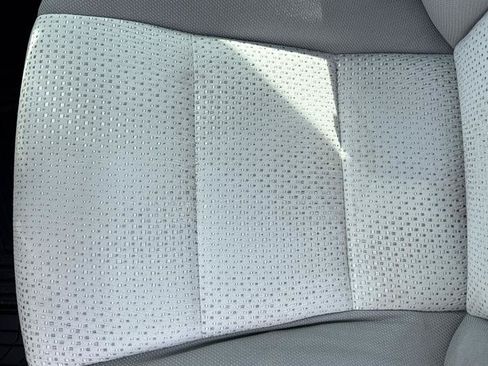 Used 2013 Toyota Camry LE FWD image 30