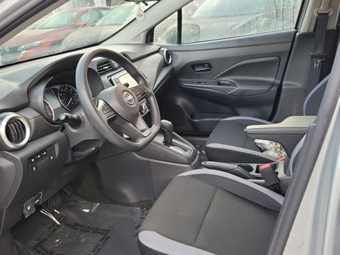 Used 2025 Nissan Versa S w/ Trunk Package FWD image 11