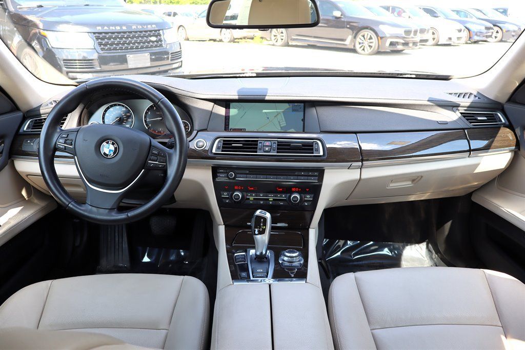 Used 2012 BMW 740Li RWD image 11