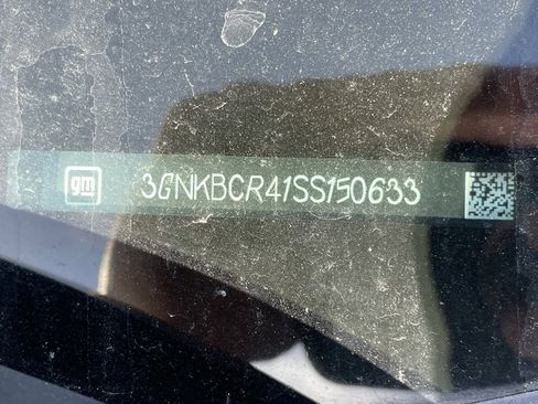 Used 2025 Chevrolet Blazer LT image 3