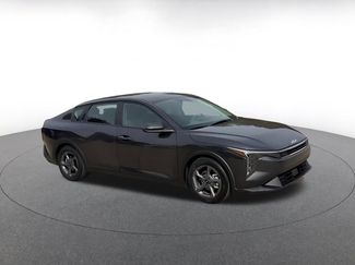 Used 2025 Kia K4 LXS video 2