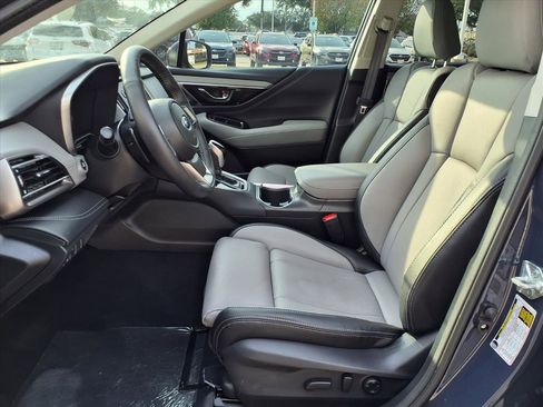 Certified 2025 Subaru Outback Limited image 17