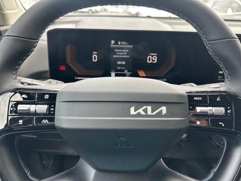 New 2026 Kia Sorento S w/ S Panoramic Sunroof Package AWD/4WD image 15