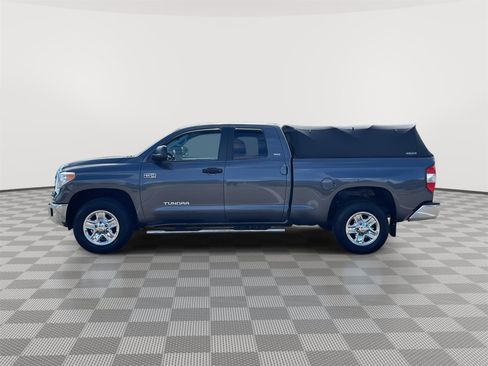 Used 2016 Toyota Tundra SR5 AWD/4WD image 8