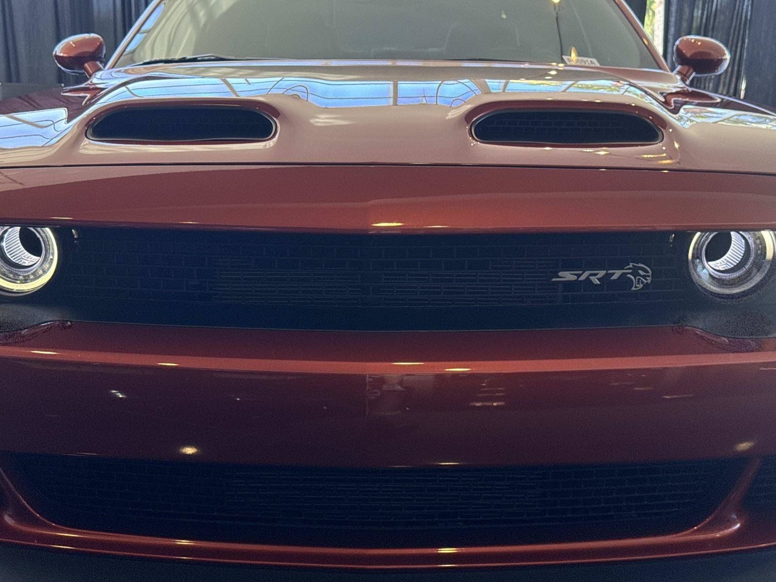 Used 2022 Dodge Challenger SRT Hellcat RWD image 8