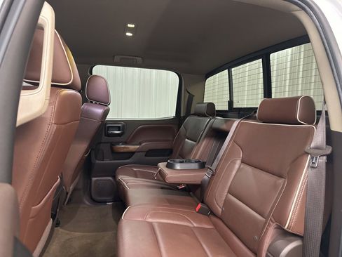 Used 2017 Chevrolet Silverado 2500 High Country w/ Duramax Plus Package image 31