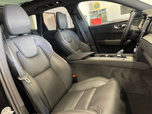 Used 2025 Volvo XC60 B5 Ultra w/ Climate Package AWD/4WD image 42