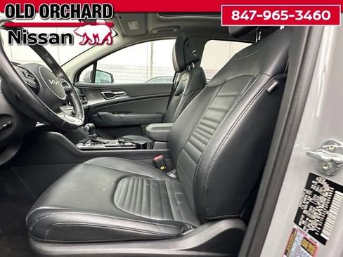 Used 2023 Kia Sportage SX image 8