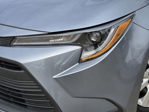 Used 2024 Toyota Corolla LE image 5