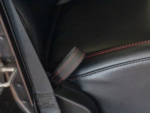 Used 2021 Jeep Wrangler Unlimited Rubicon image 36