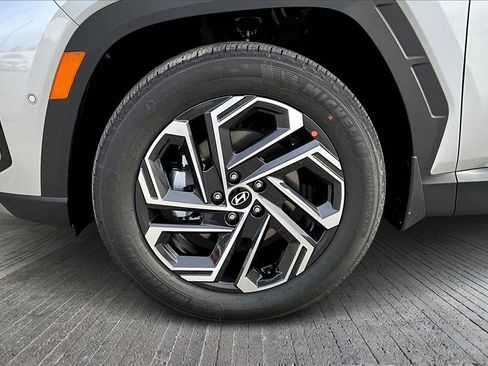 New 2026 Hyundai Tucson Limited image 11