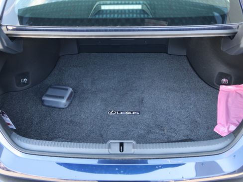 Used 2025 Lexus ES 350 w/ Premium Package FWD image 35