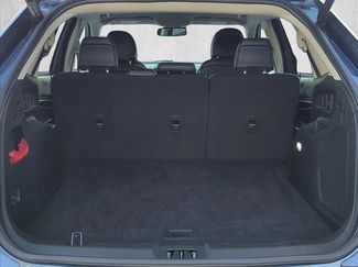 Used 2019 Ford Edge Titanium video 2