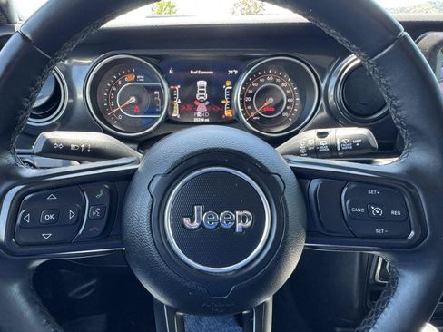 Used 2022 Jeep Wrangler Unlimited Sport AWD/4WD image 26