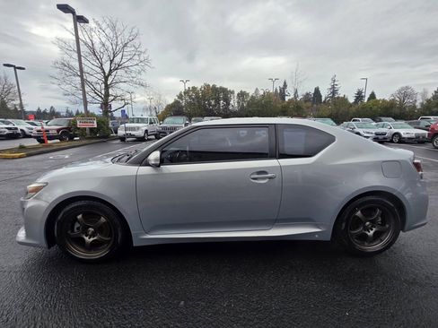 Used 2014 Scion tC 10 Series image 4