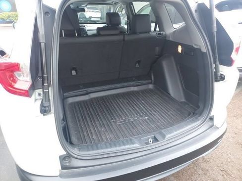 Used 2018 Honda CR-V Touring image 8