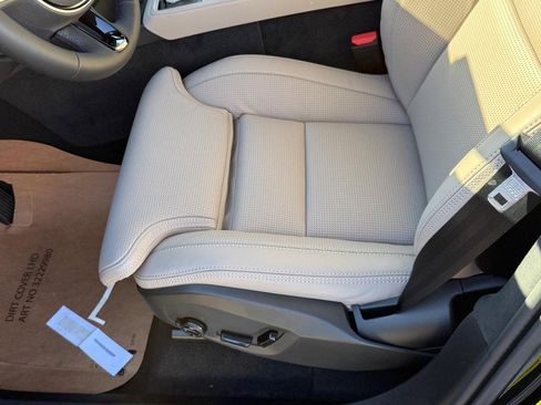 New 2026 Volvo XC90 B6 Ultra w/ Lounge Package image 12