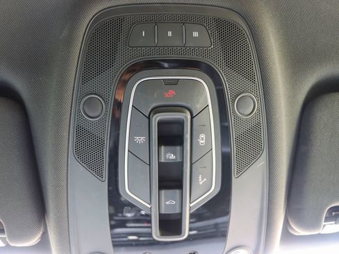 Used 2018 Audi Q7 3.0T Prestige AWD/4WD image 50