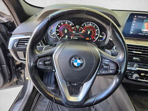 Used 2019 BMW 530i xDrive w/ Convenience Package AWD/4WD image 13