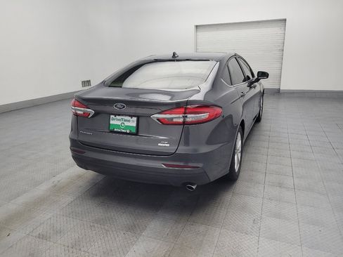 Used 2020 Ford Fusion SE image 9