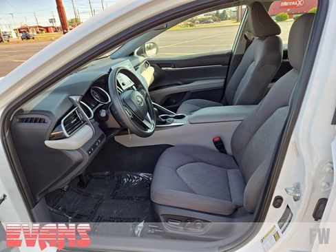 Used 2023 Toyota Camry LE image 17