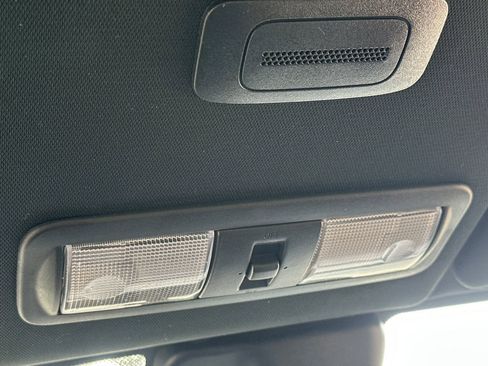 Used 2023 Nissan Frontier SV w/ Midnight Edition Package image 22