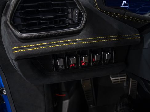 Used 2022 Lamborghini Huracan STO RWD image 48