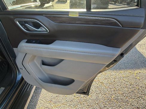 Used 2021 Chevrolet Tahoe LT RWD image 17