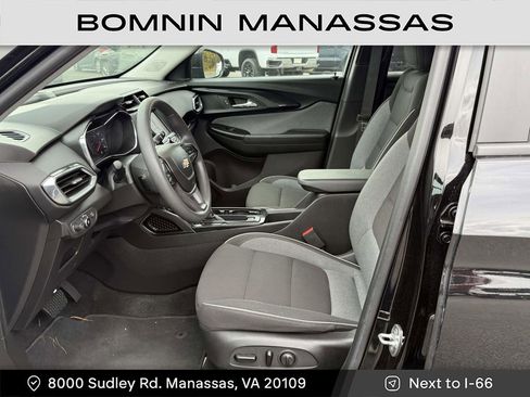 Used 2023 Chevrolet TrailBlazer LT image 15