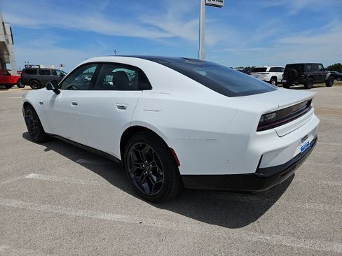 New 2026 Dodge Charger R/T AWD/4WD image 4