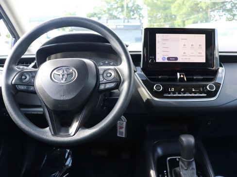 Used 2024 Toyota Corolla LE FWD image 17