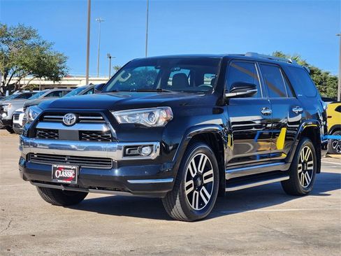 Used 2022 Toyota 4Runner Limited image 3