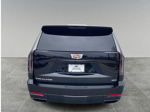Certified 2025 Cadillac Escalade ESV Sport Platinum image 4