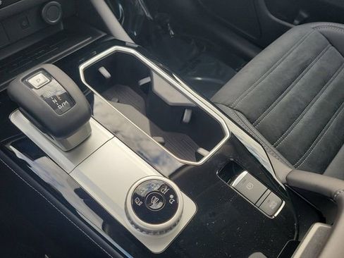 New 2026 Mitsubishi Outlander SE image 34