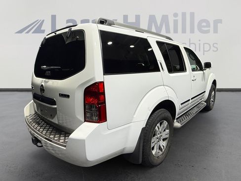 Used 2011 Nissan Pathfinder Silver image 5