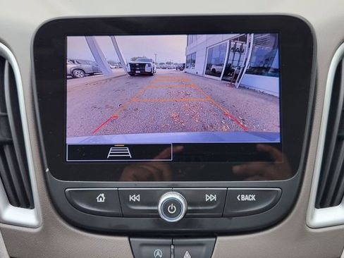 Used 2024 Chevrolet Malibu LT FWD image 13