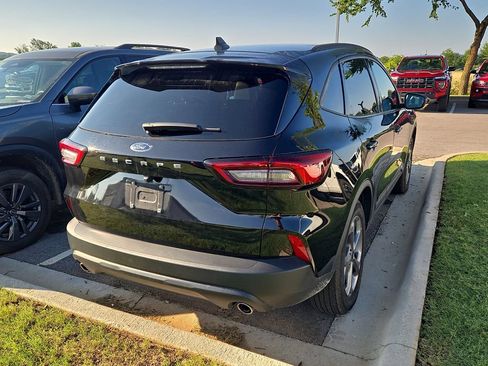 Used 2025 Ford Escape ST-Line FWD image 3