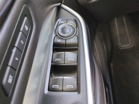 Used 2022 Cadillac XT4 Premium Luxury w/ Technology Package image 21