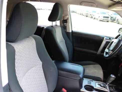 Used 2015 Toyota 4Runner SR5 RWD image 20