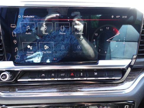 Used 2024 GMC Sierra 1500 Elevation image 35