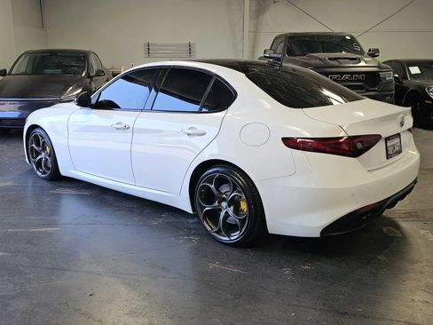 Used 2020 Alfa Romeo Giulia Ti Sport w/ Quick Order Package 22U Sport RWD image 2